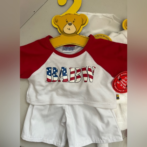 🐻BUILD-A-BEAR Clothing (LOT of 4) NWT🥼🩳🧢👚 - Picture 4 of 9